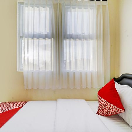 Super Oyo 90778 River Inn Malioboro Jogyakarta Zewnętrze zdjęcie
