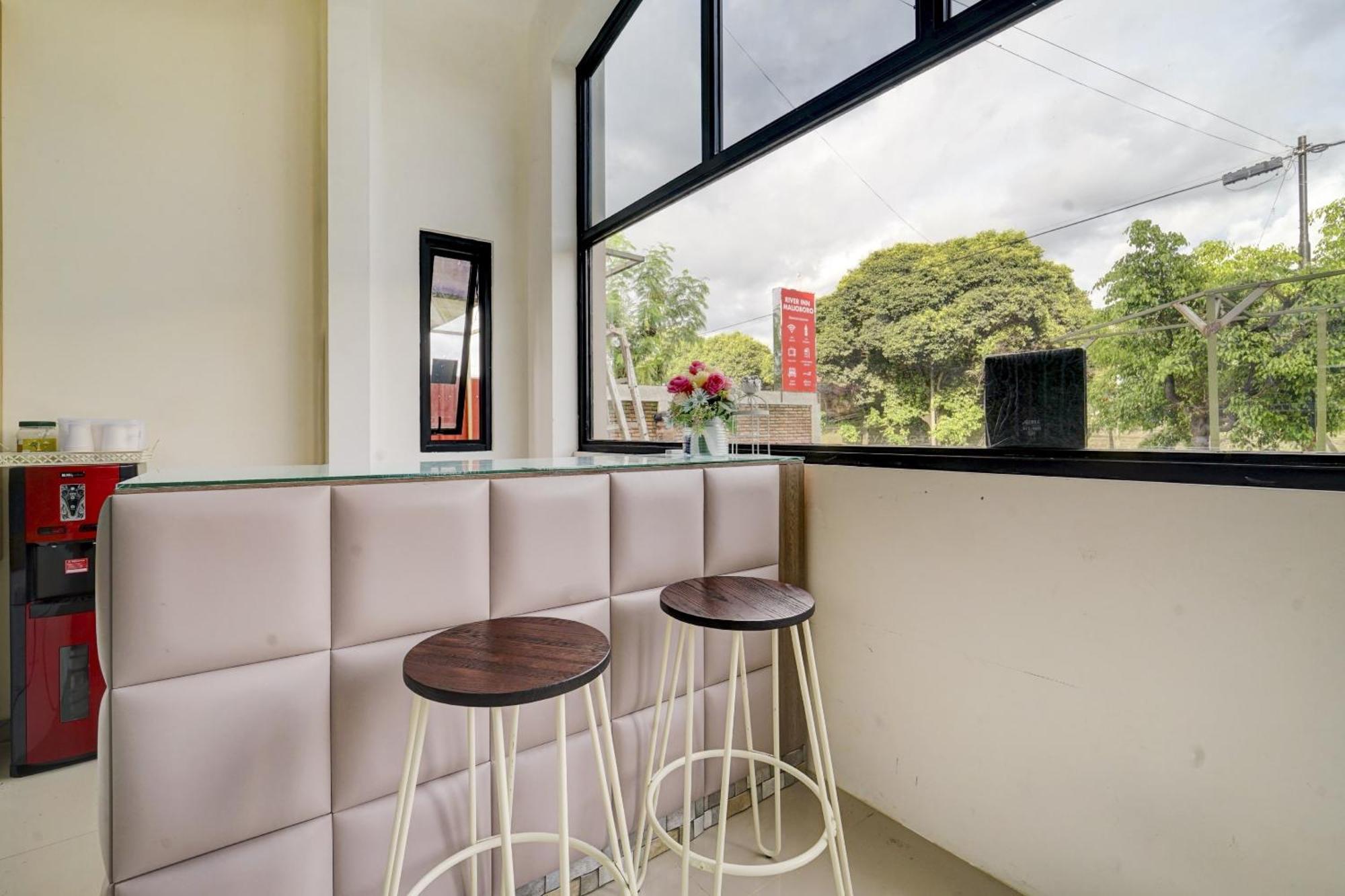 Super Oyo 90778 River Inn Malioboro Jogyakarta Zewnętrze zdjęcie