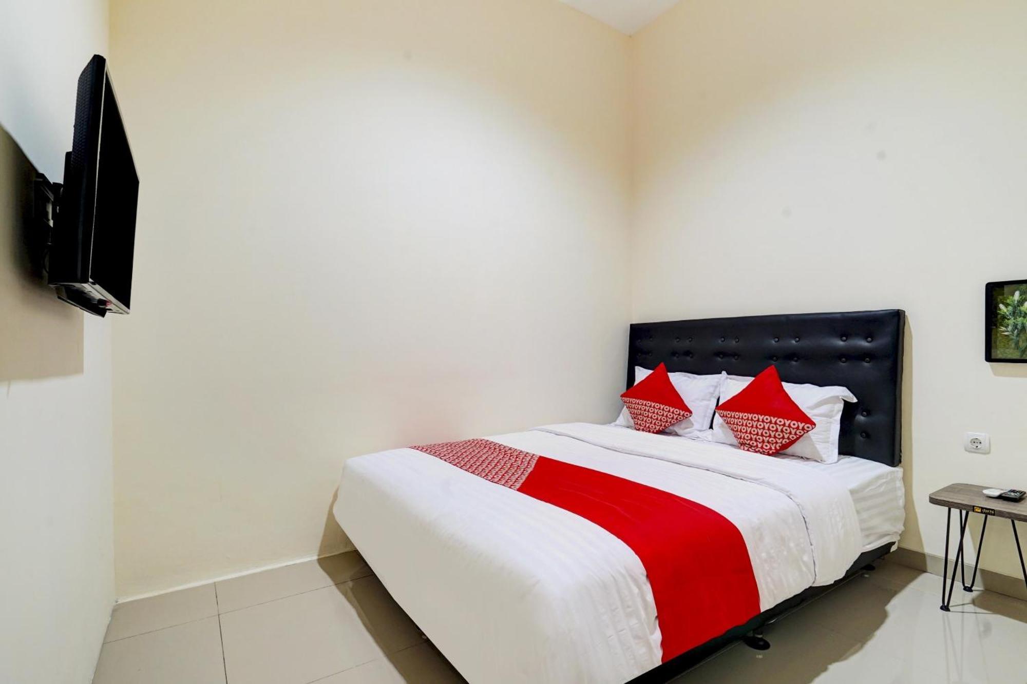 Super Oyo 90778 River Inn Malioboro Jogyakarta Zewnętrze zdjęcie