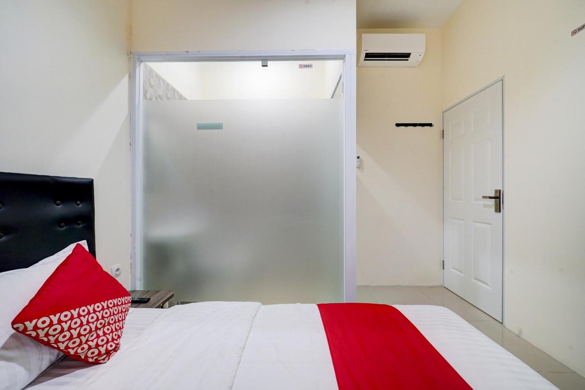 Super Oyo 90778 River Inn Malioboro Jogyakarta Zewnętrze zdjęcie