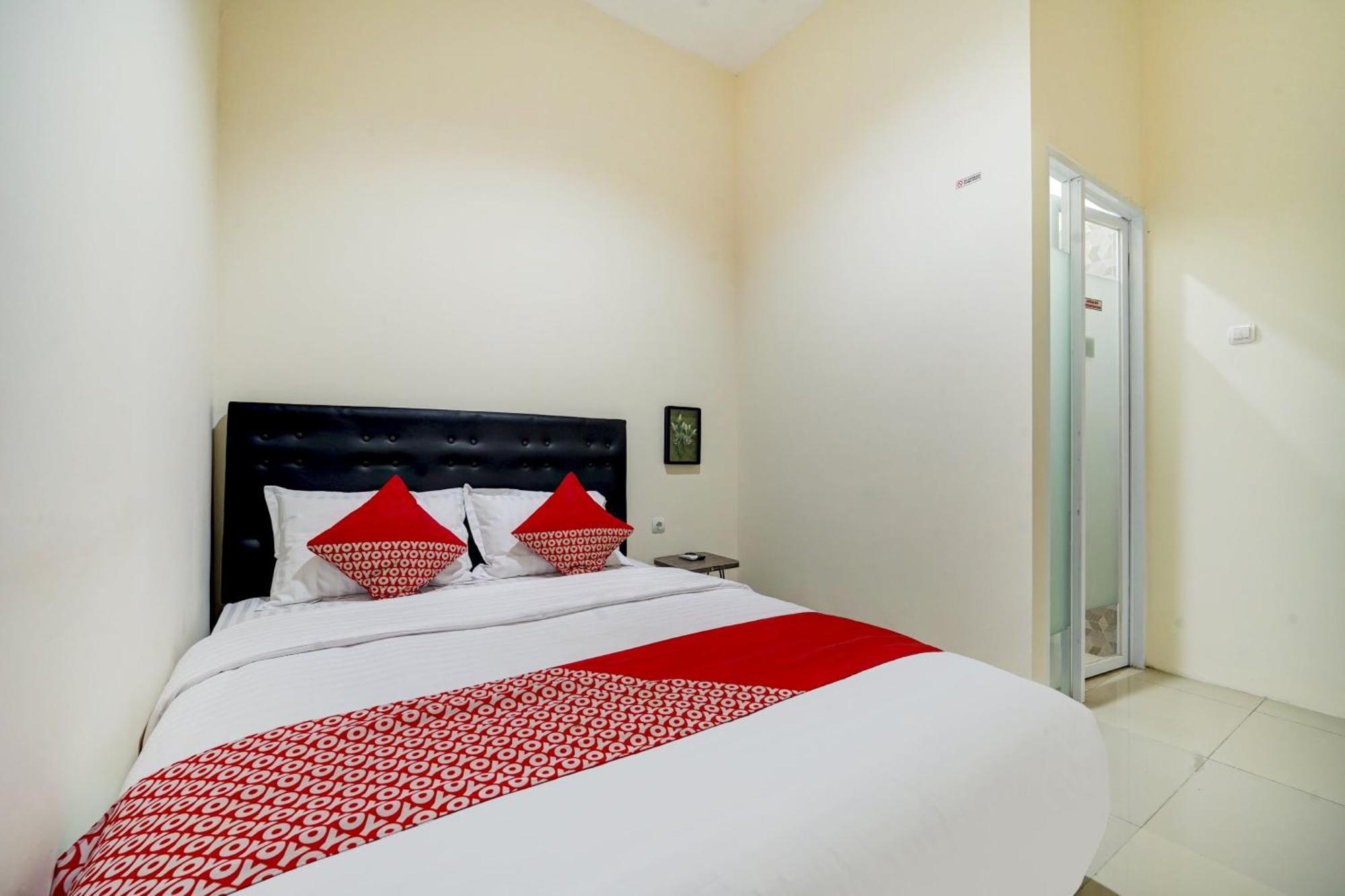 Super Oyo 90778 River Inn Malioboro Jogyakarta Zewnętrze zdjęcie