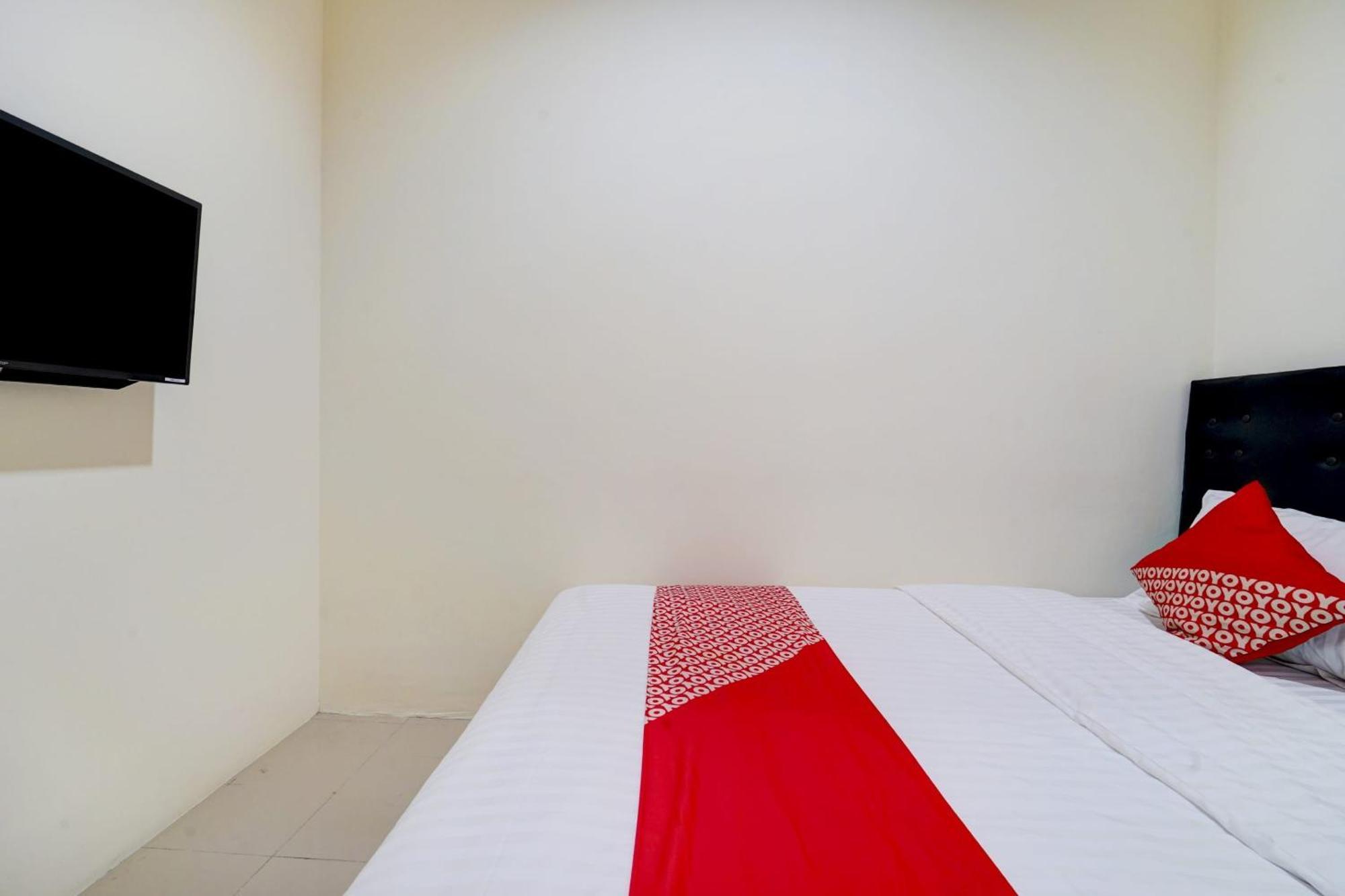 Super Oyo 90778 River Inn Malioboro Jogyakarta Zewnętrze zdjęcie