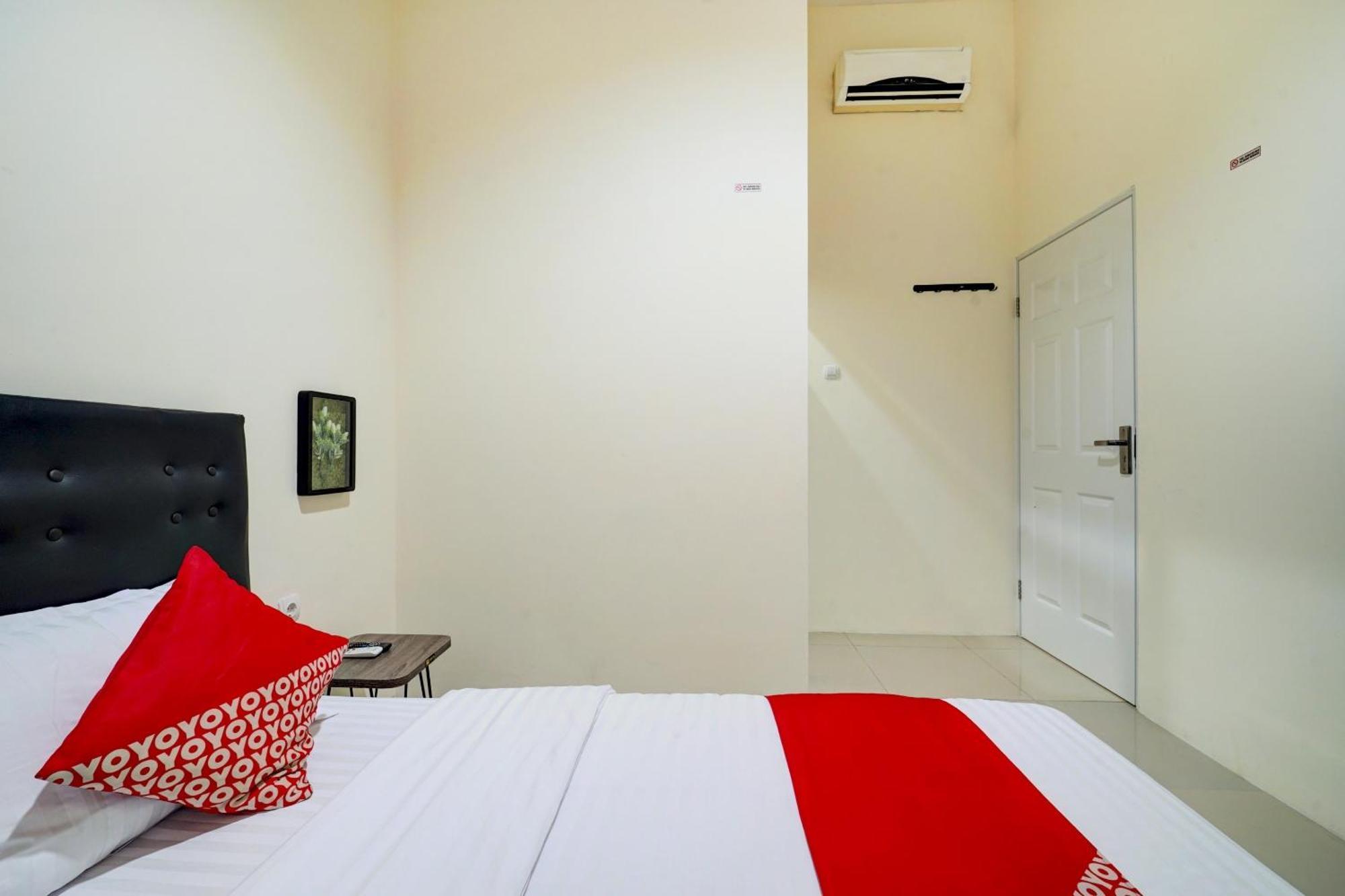 Super Oyo 90778 River Inn Malioboro Jogyakarta Zewnętrze zdjęcie